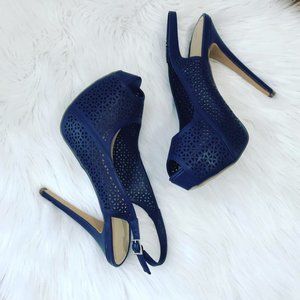 BCBG SLINGBACK HEELS